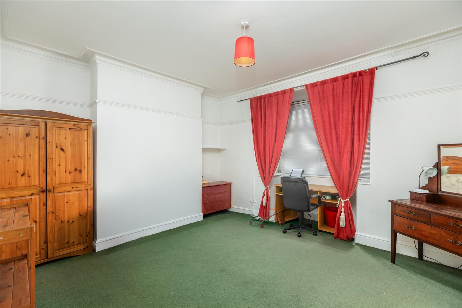 Rhyddings Park Road, Brynmill, Swansea, SA2 0AE
